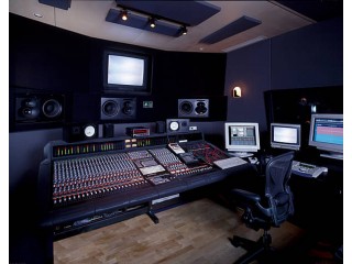 Audio Recording Studio in Abu Dhabi | WMDI