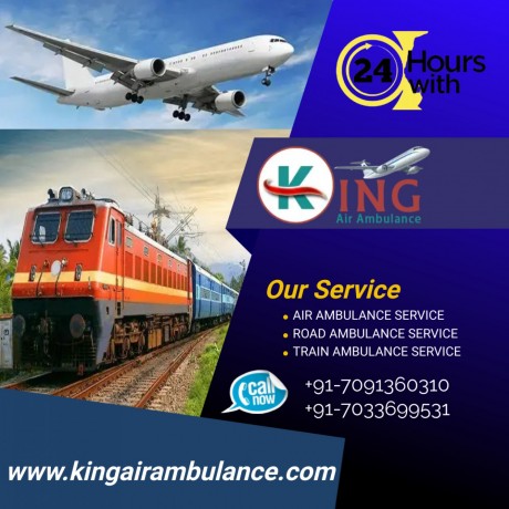 king-train-ambulance-in-raipur-with-excellent-critical-care-facilities-big-0