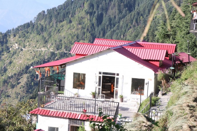 private-room-in-dalhousie-tour-package-for-couple-big-1